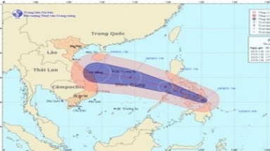 Hoàn lưu bão Sơn Tinh làm biển động rất mạnh