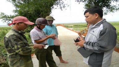  Đua nhau tận diệt cua đồng bằng... thuốc sâu